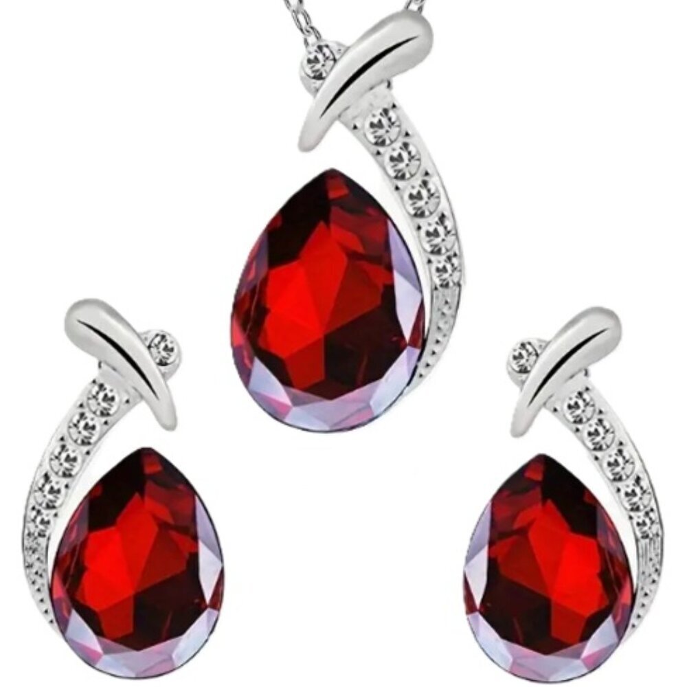 Exquisite 925 Sterling Silver Teardrop Necklace & Matching Earrings Jewelry Set